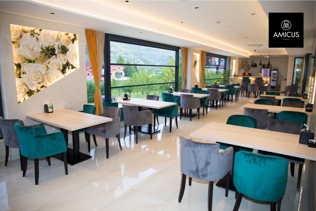 Amicus Hotel