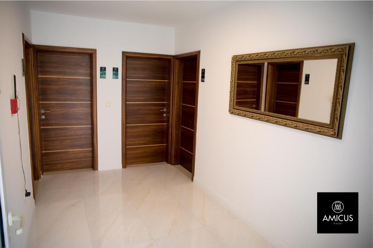 Hotel Amicus